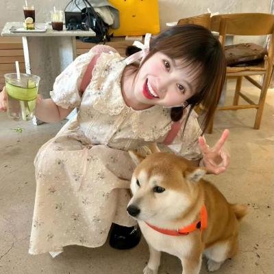 阳台上的坏女孩